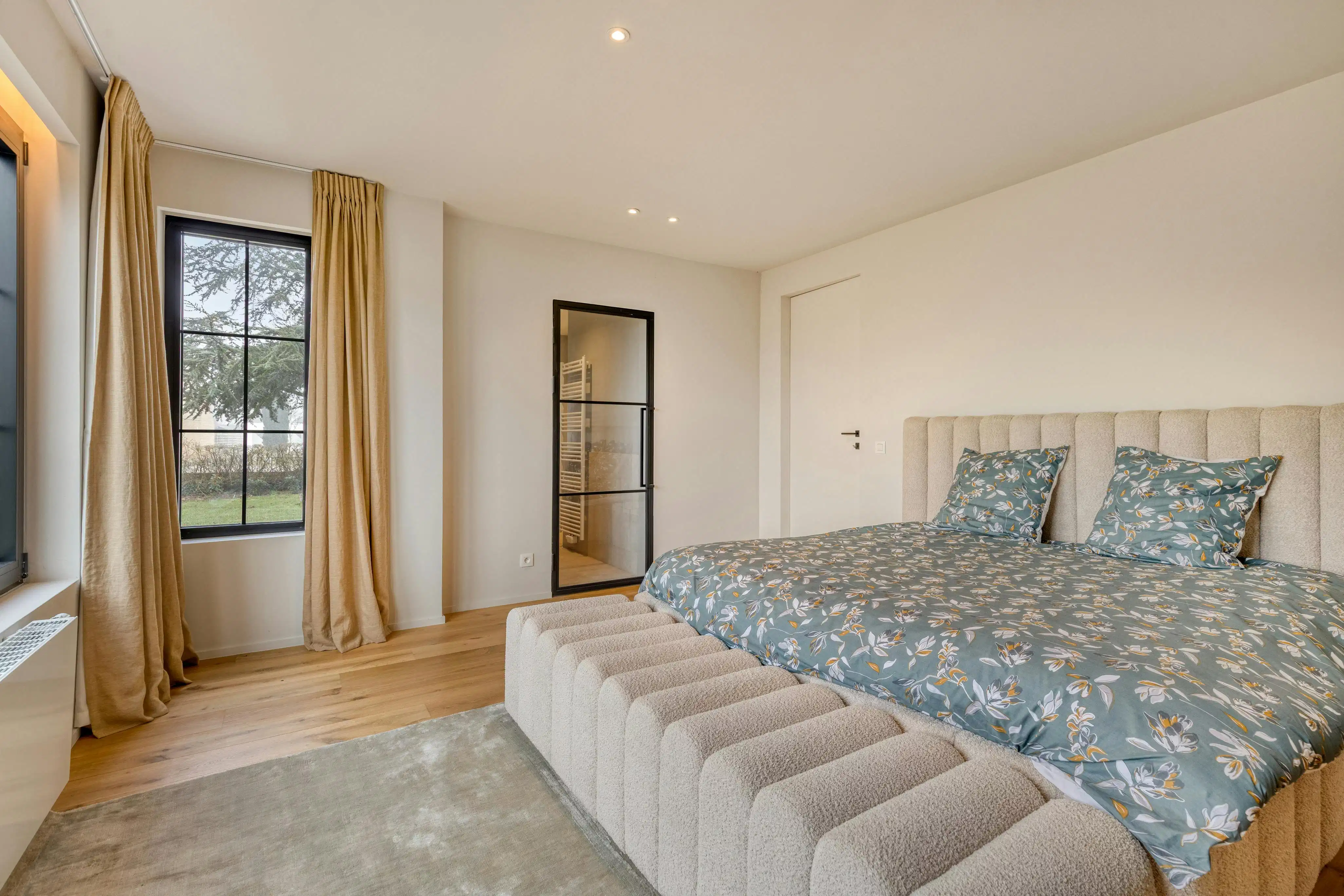 Gerenoveerde villa met 4 slaapkamers en prachtige vergezichten foto 12