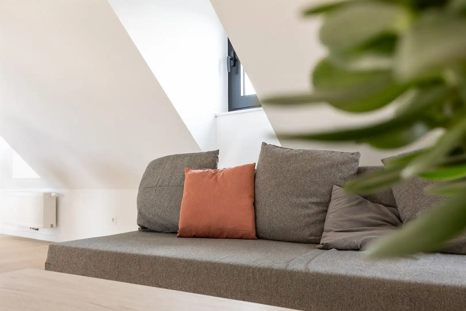 Lofty dakappartement met terras foto 5