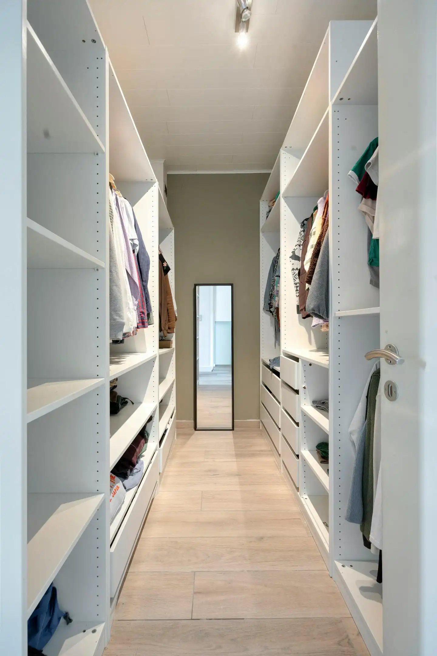 Instapklaar huis met garage en tuin nabij centrum Vilvoorde foto 20