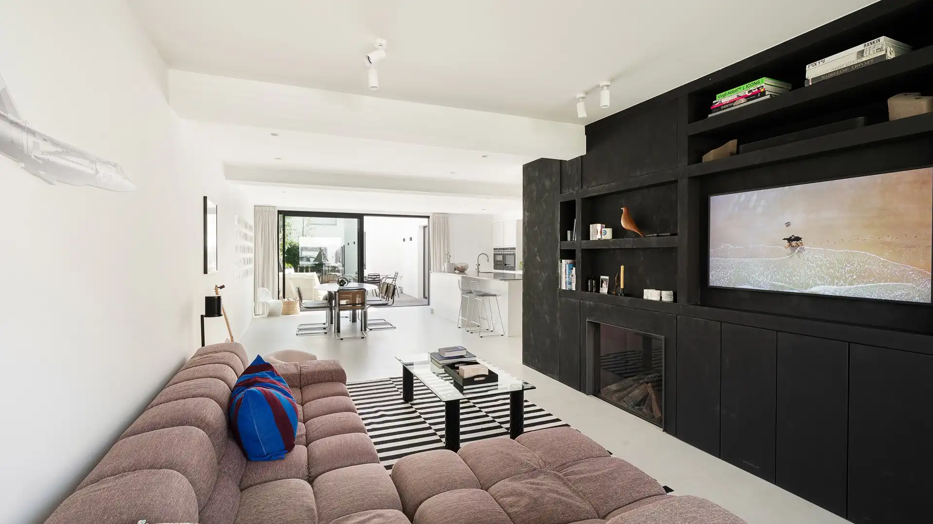 Gerenoveerde woning goed gelegen in het oud Knokke nabij de winkels en de Groentenmarkt. foto 16