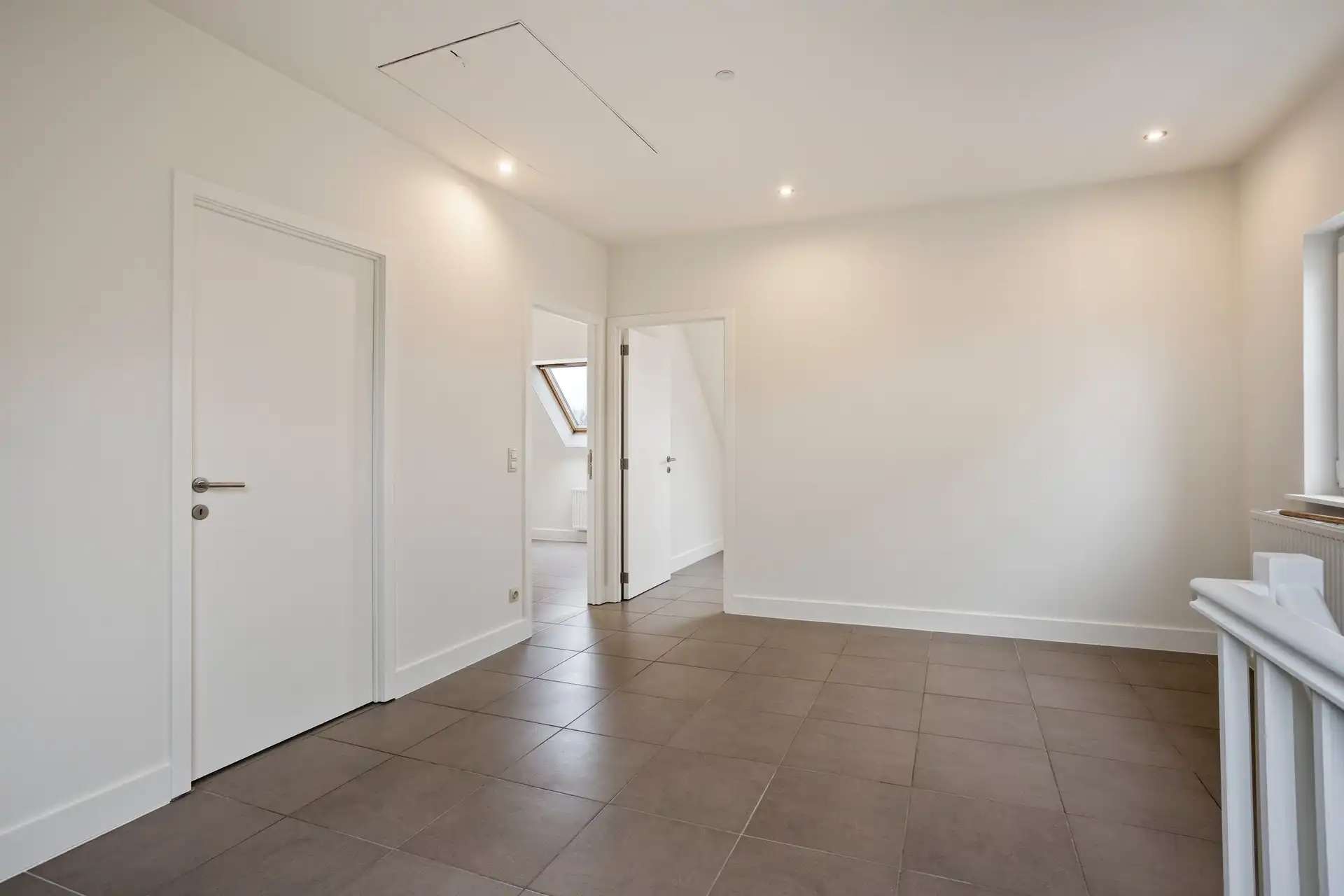 Instapklaar duplexappartement met 2 kamers foto 11