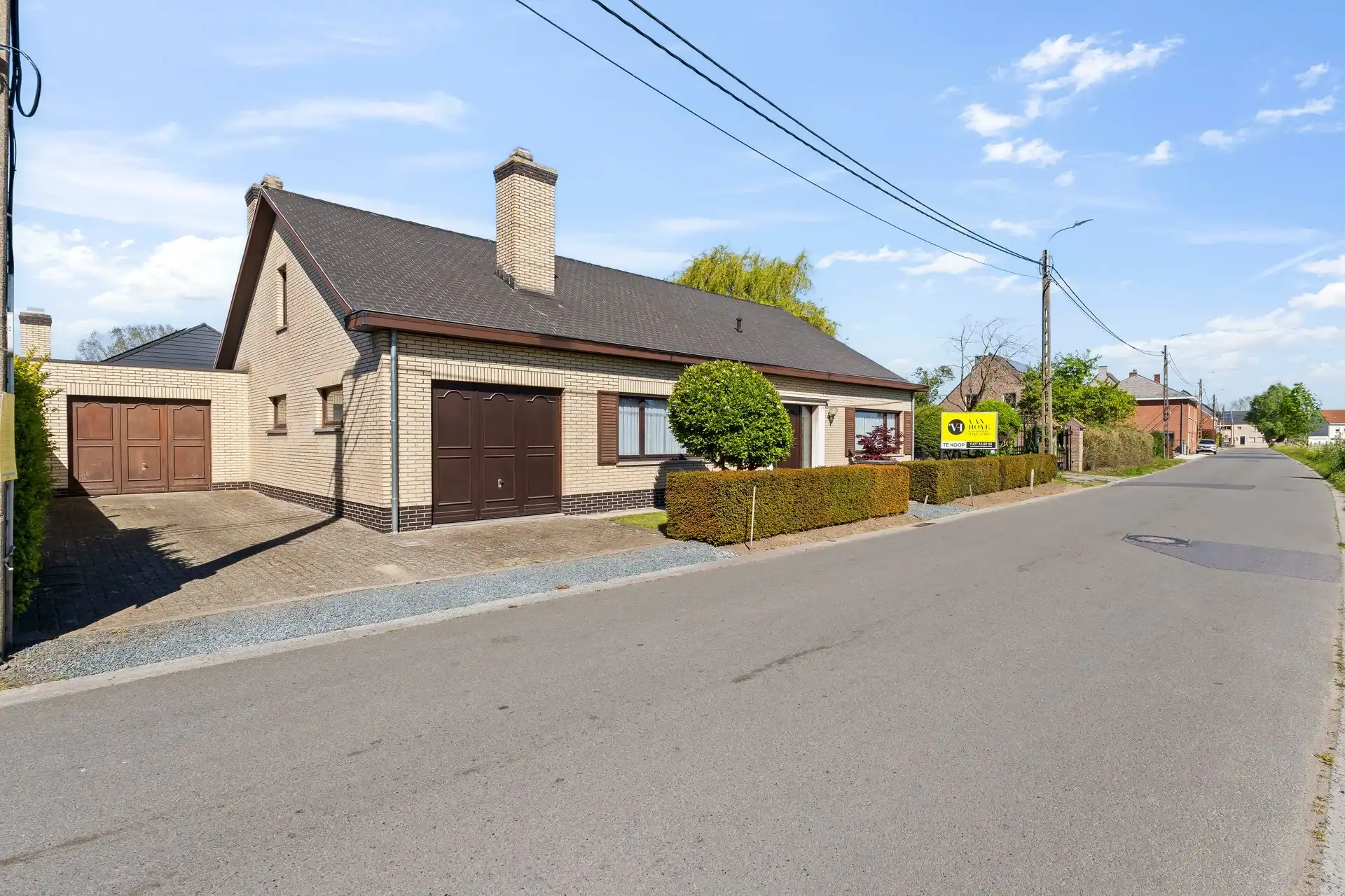 Zeer ruime bungalow met grote zolder, op een perceel van 520 m² met 2 garages, in een rustige straat nabij centrum Hamme foto 23