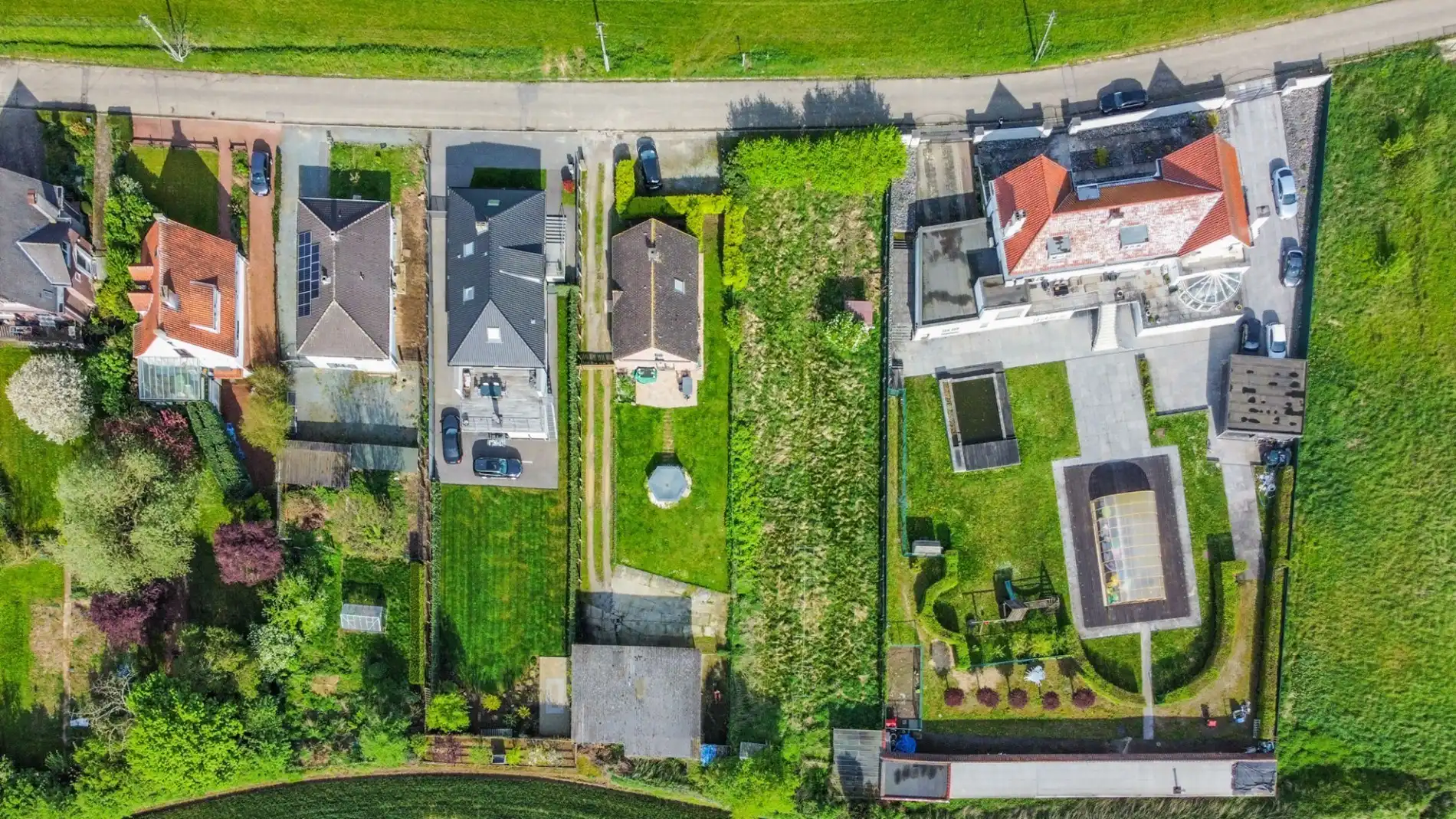 Een welgelegen perceel bouwgrond van 10a 35ca! foto 7