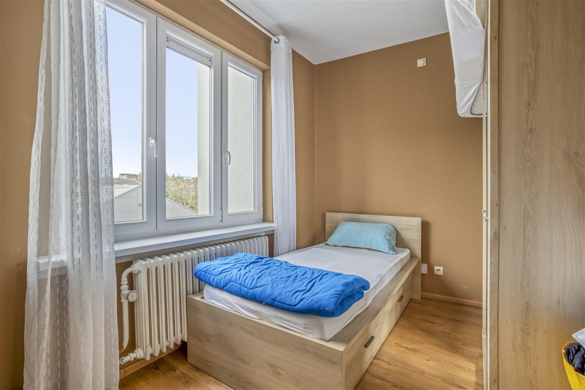 Ruime bel-étagewoning met 4 slaapkamers Betonconstructie foto 22