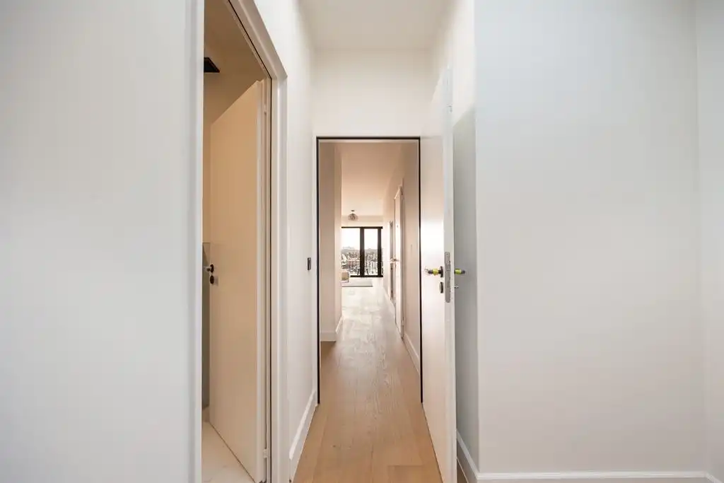 Kwalitatief gerenoveerd appartement met terras foto 15