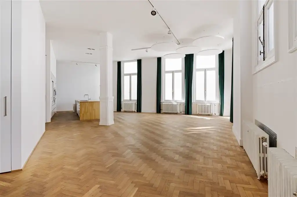 Karaktervolle kantoorruimte te koop foto 6