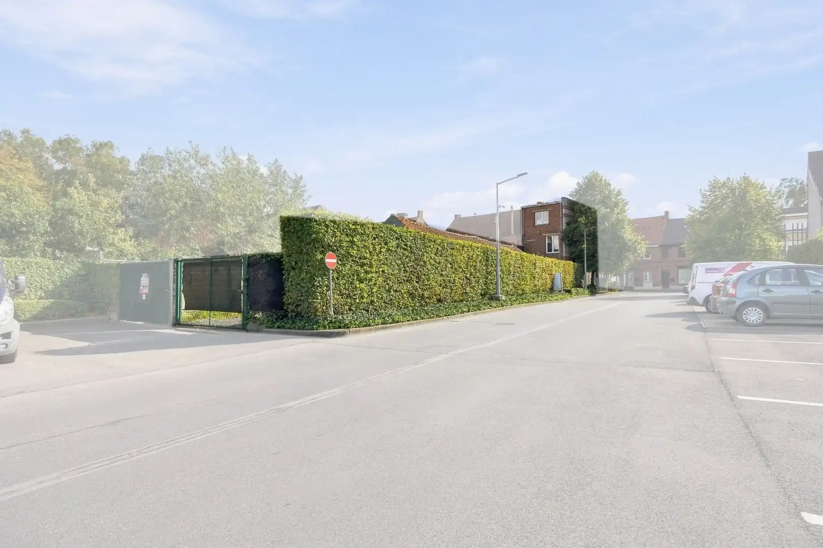 Te renoveren half open bebouwing met uitweg achteraan foto 16