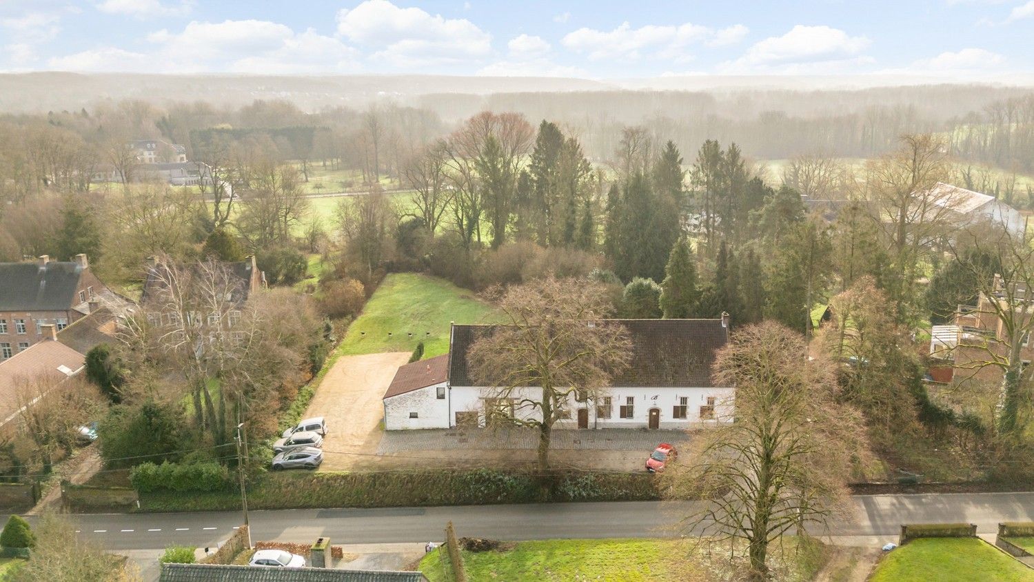 Unieke, gerestaureerde hoeve op toplocatie te Neerijse foto 28