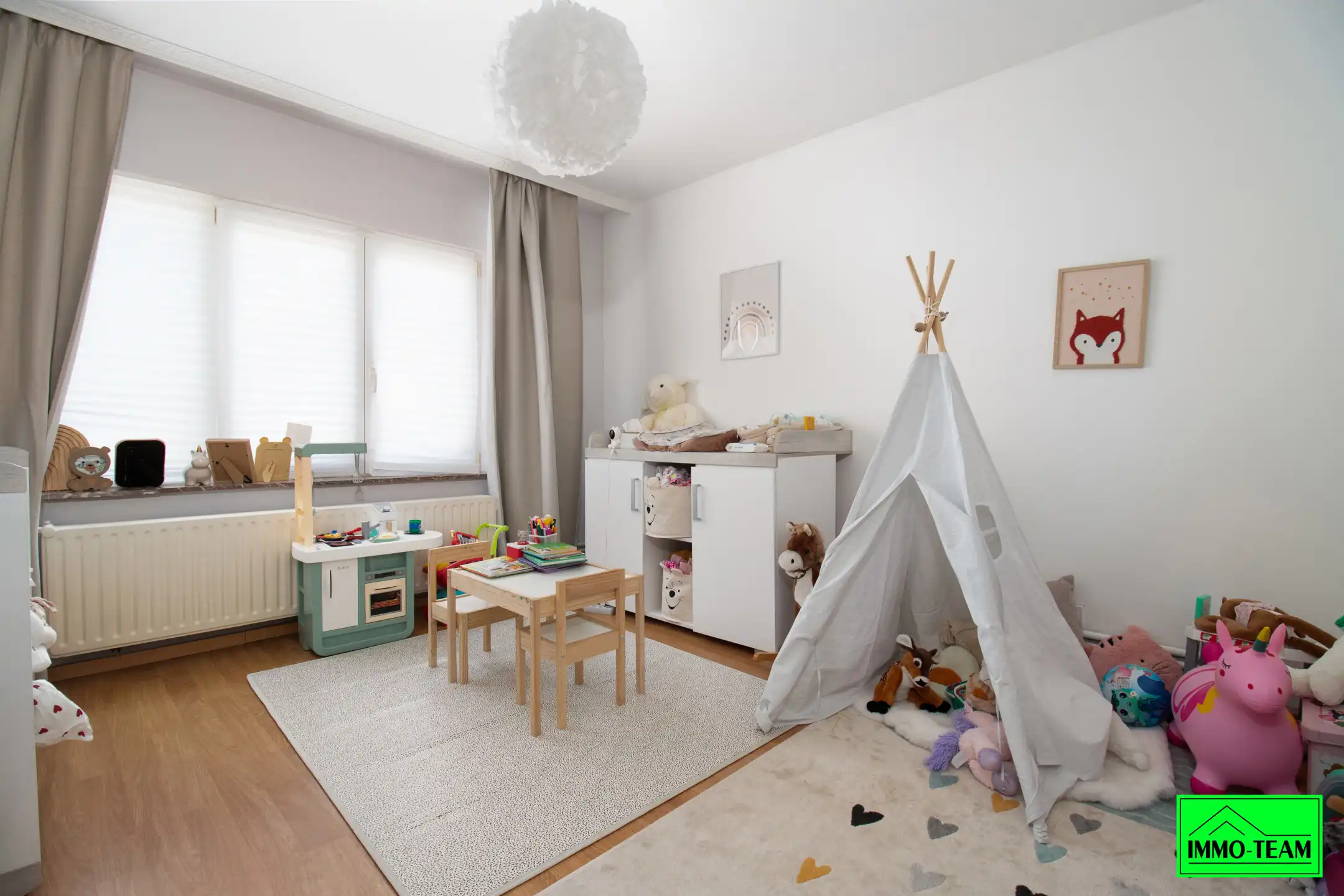 Charmante 3-gevelwoning nabij centrum Roosdaal foto 7