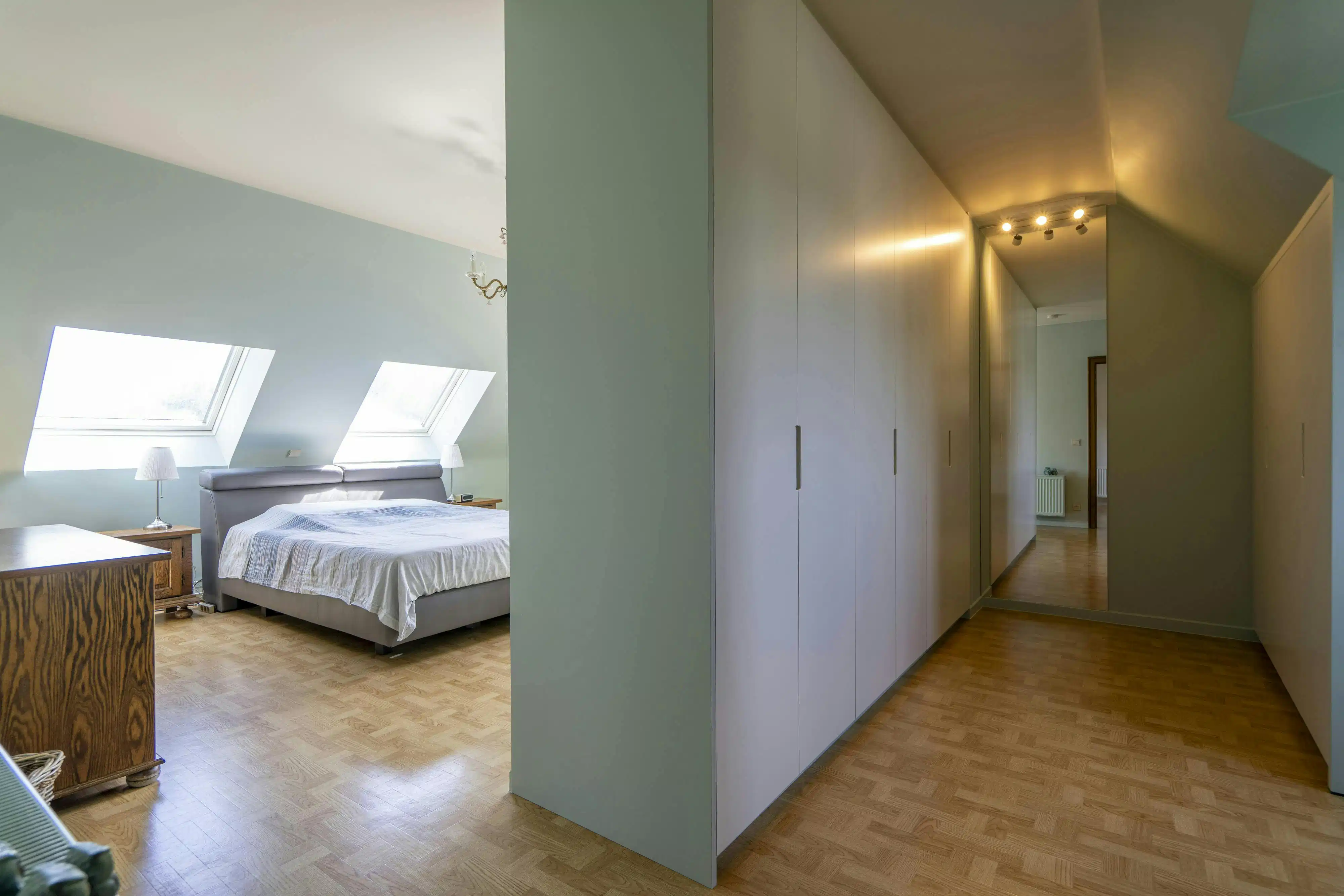 Statige open villa in woongebied met bijgebouw op ca. 2900m² foto 13