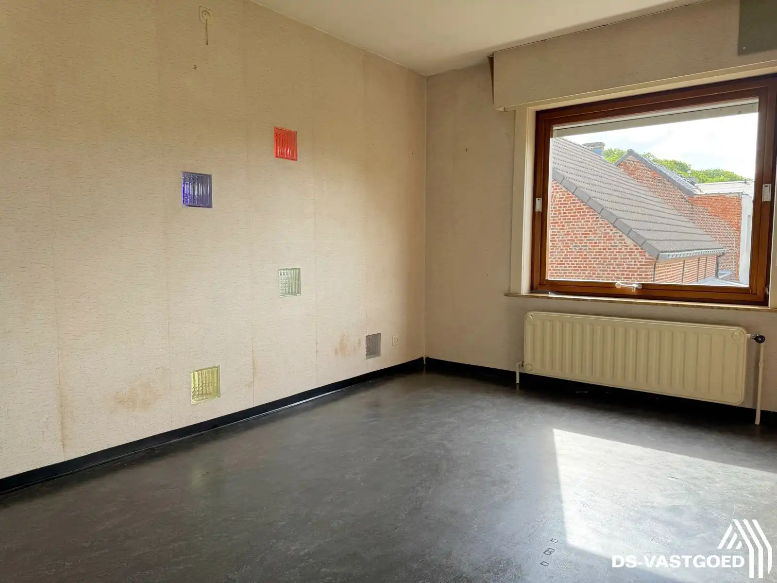 Ruime eengezinswoning met 4 slpks en tuin! foto 16