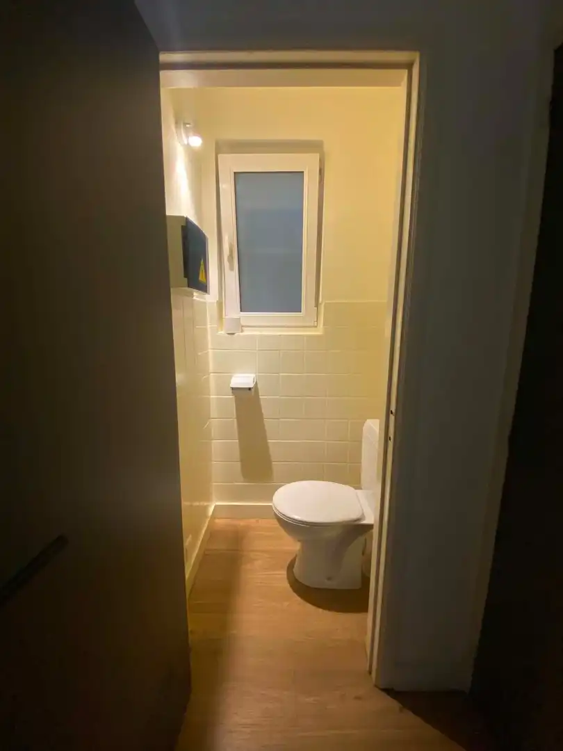 Instapklaar gelijkvloers appartement te Aalst foto 6