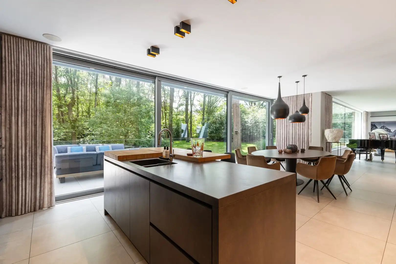 Exclusive luxury villa near the golf course and lake in Keerbergen foto 9