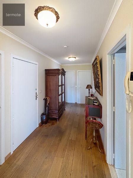 Ruim hoekappartement foto 6