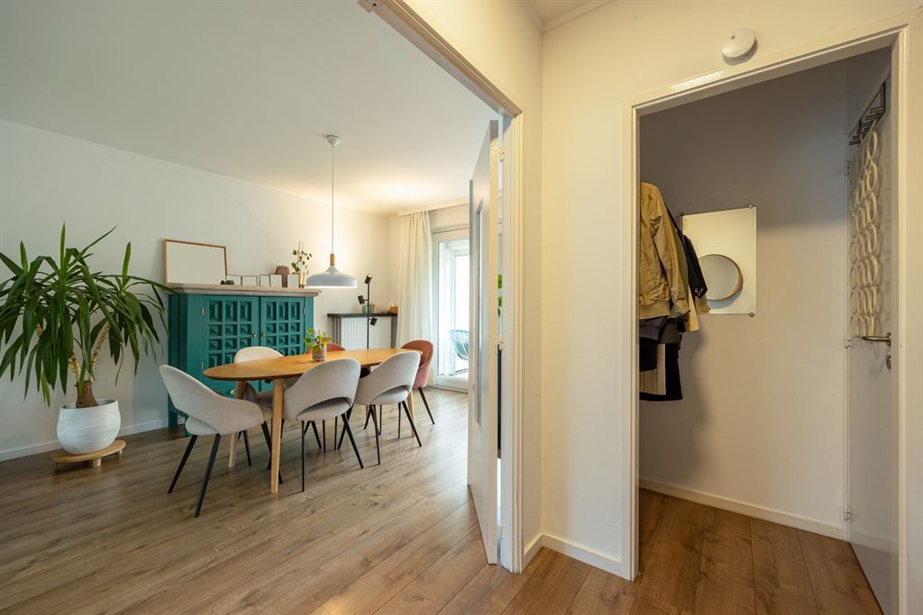 Verzorgde Bel-etage met 3 slaapkamers foto 9