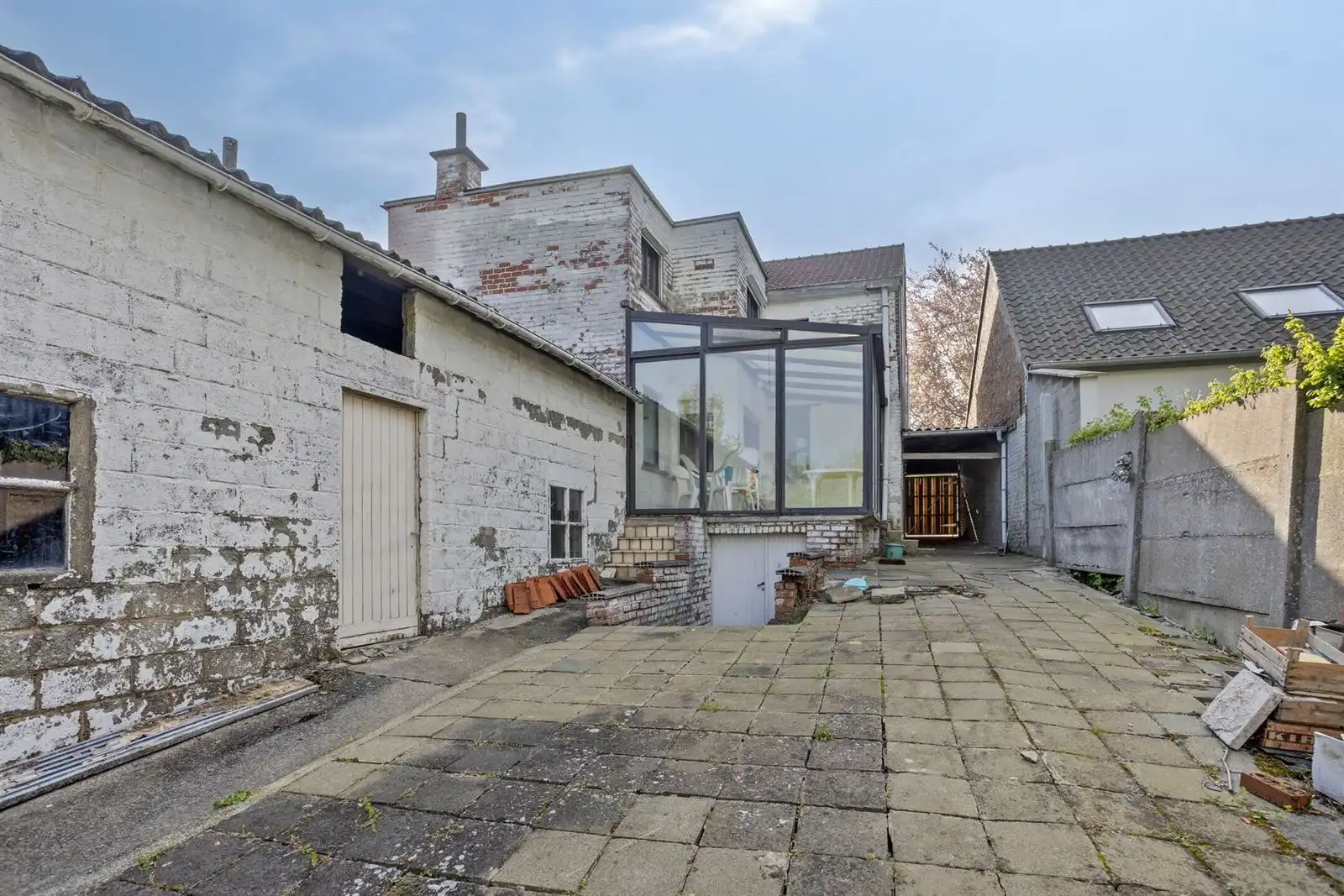 Woning met 4 slaapkamers + garage + weide foto 25