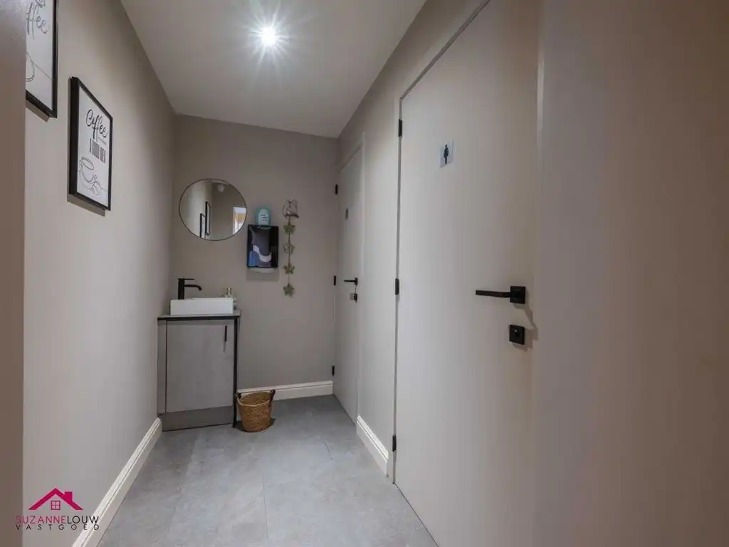 Op te frissen woning in gesloten bebouwing foto 12