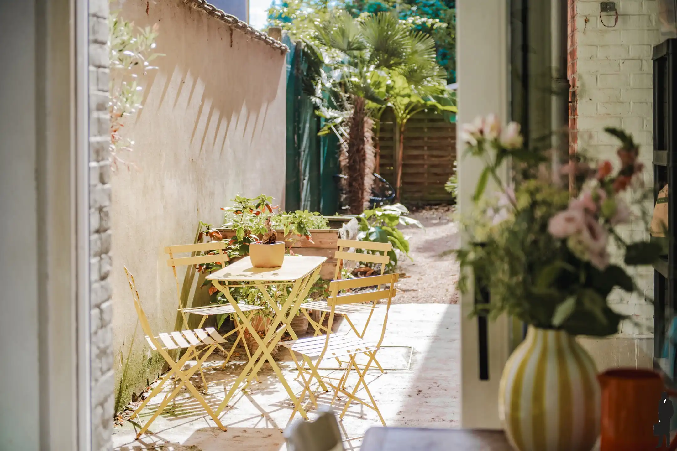 Ruim gelijkvloers appartement met tuin op toplocatie foto 12