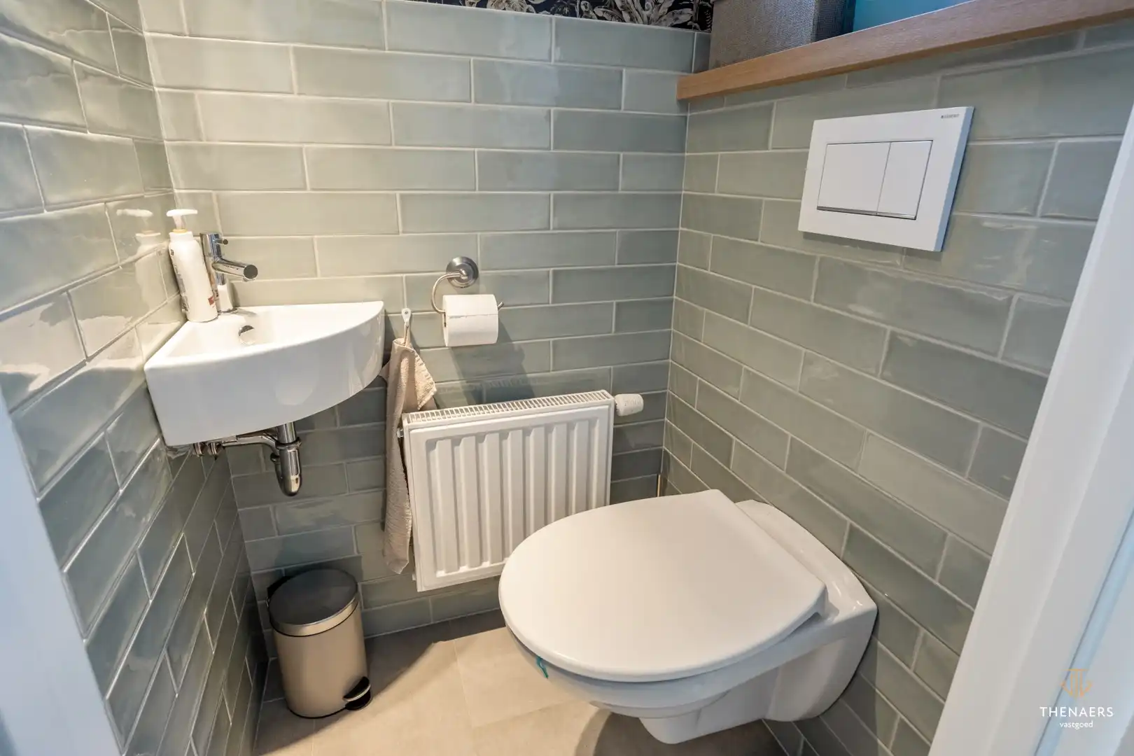 Rustig gelegen halfopen woning met 3 slaapkamers, garage, ruime leefveranda en zonnige tuin nabij het centrum van Sint-Truiden. foto 16