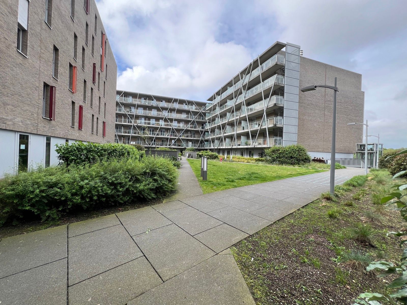 Centraal gelegen appartement met 2 slaapkamers en terras foto 24