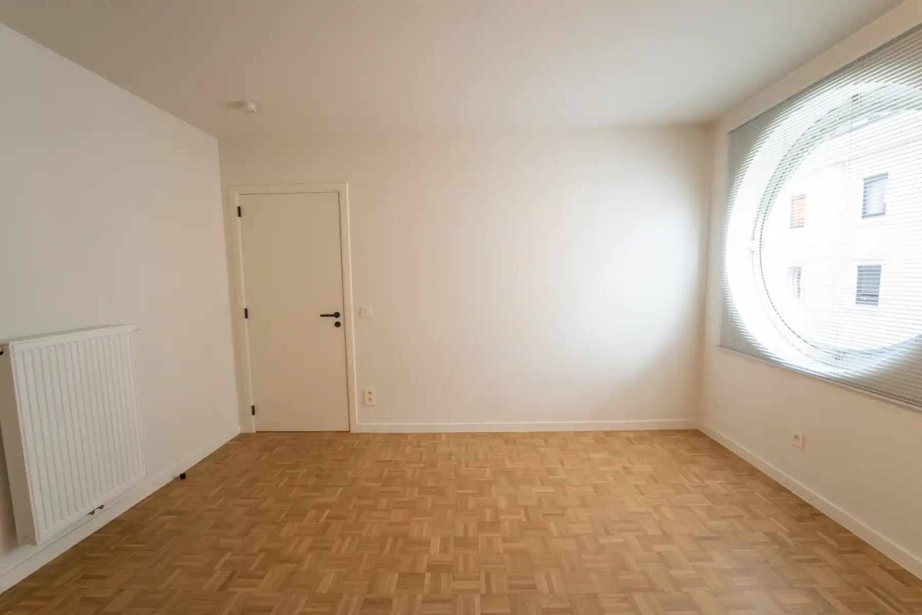 Gerenoveerd 2-slaapkamerappartement met uitzicht op Sint-Baafskathedraal foto 16