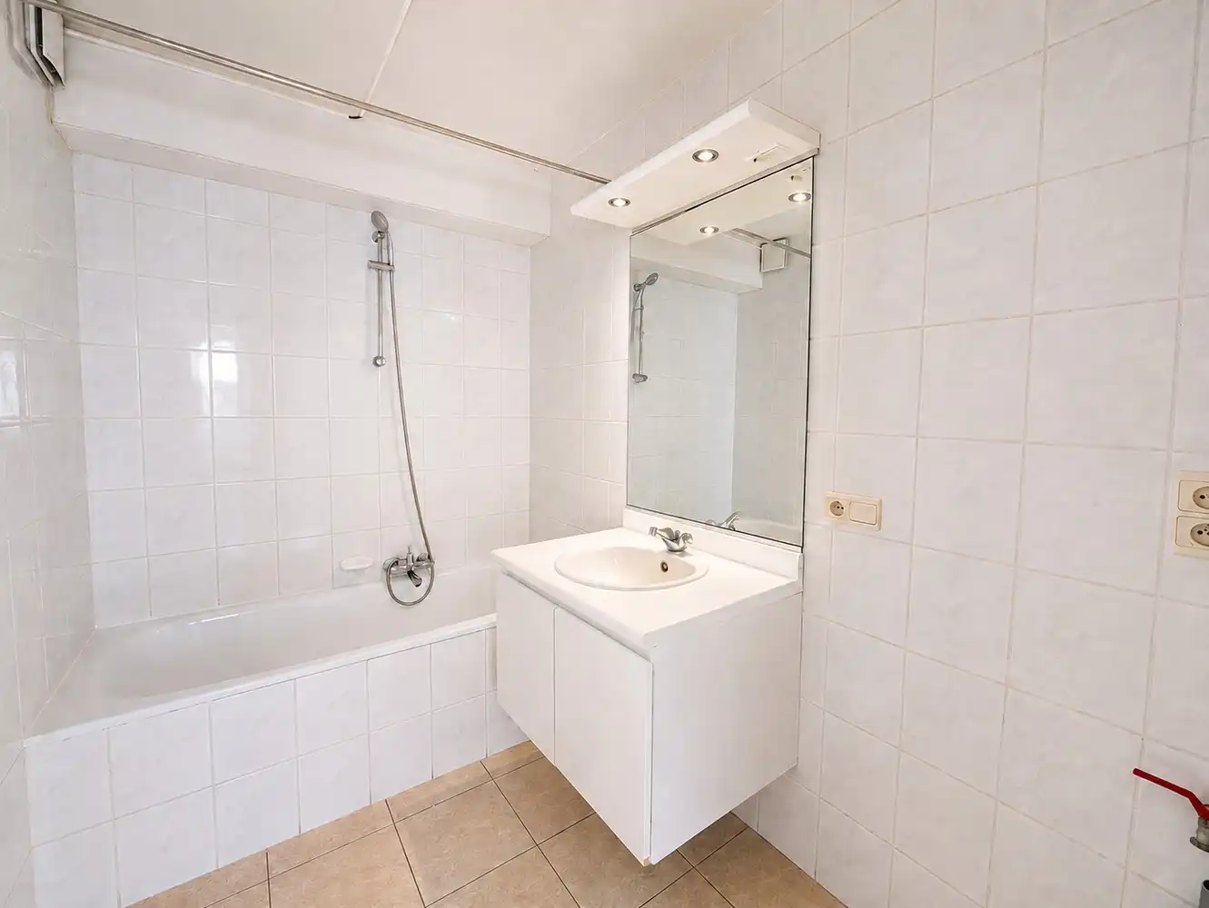 GEZELLIG APPARTEMENT foto 6