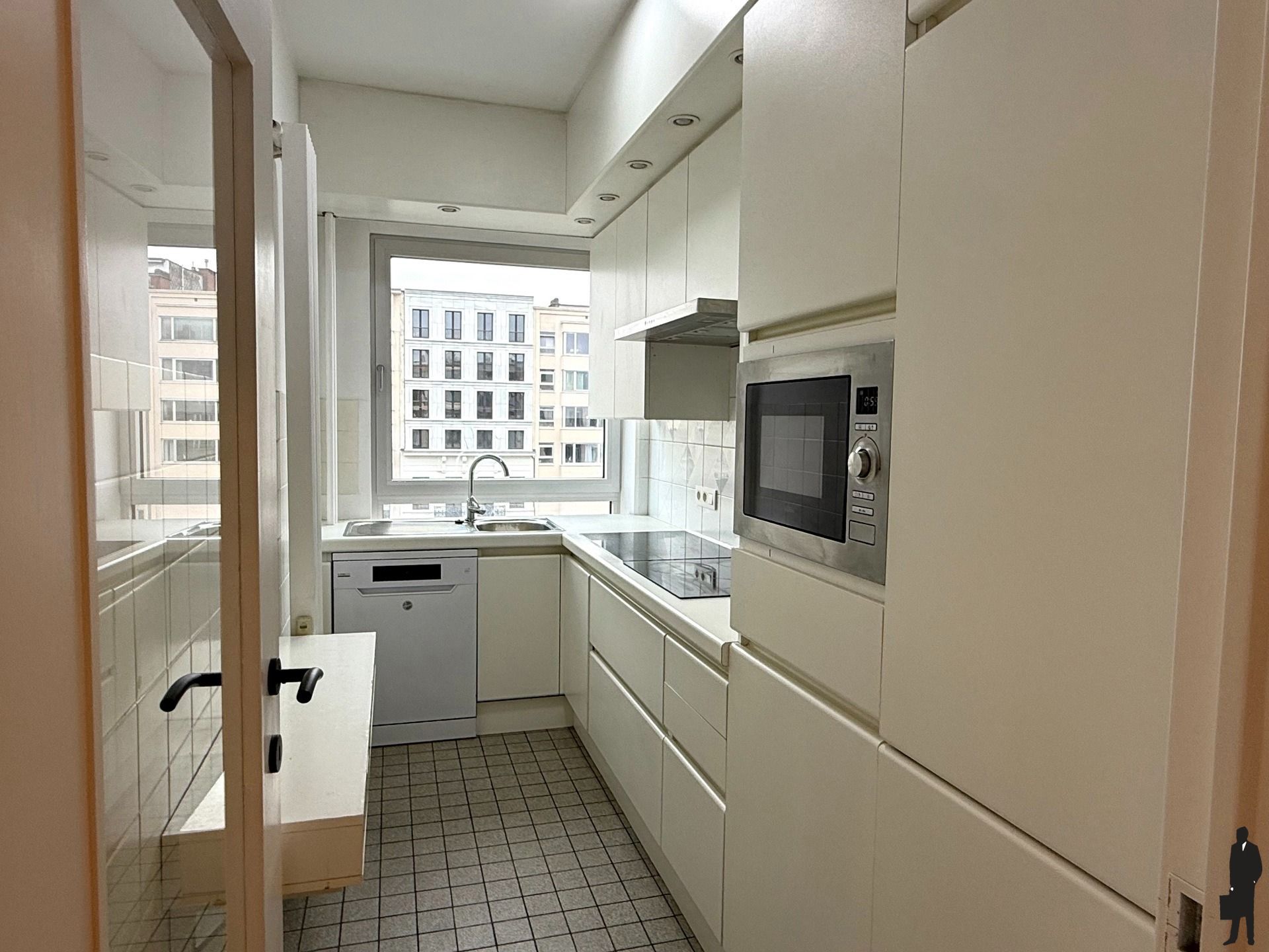 Lichtrijk 2-slaapkamerappartemen met prachtig uitzicht! foto 3