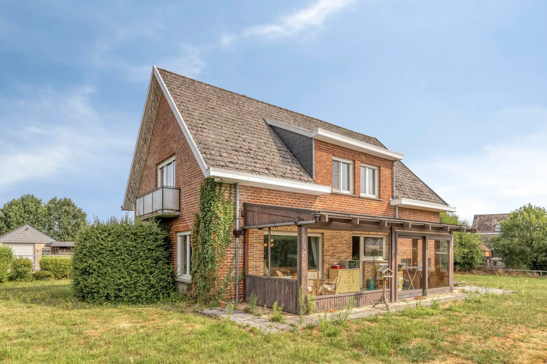 Te renoveren villa met prachtig uitzicht! foto 22