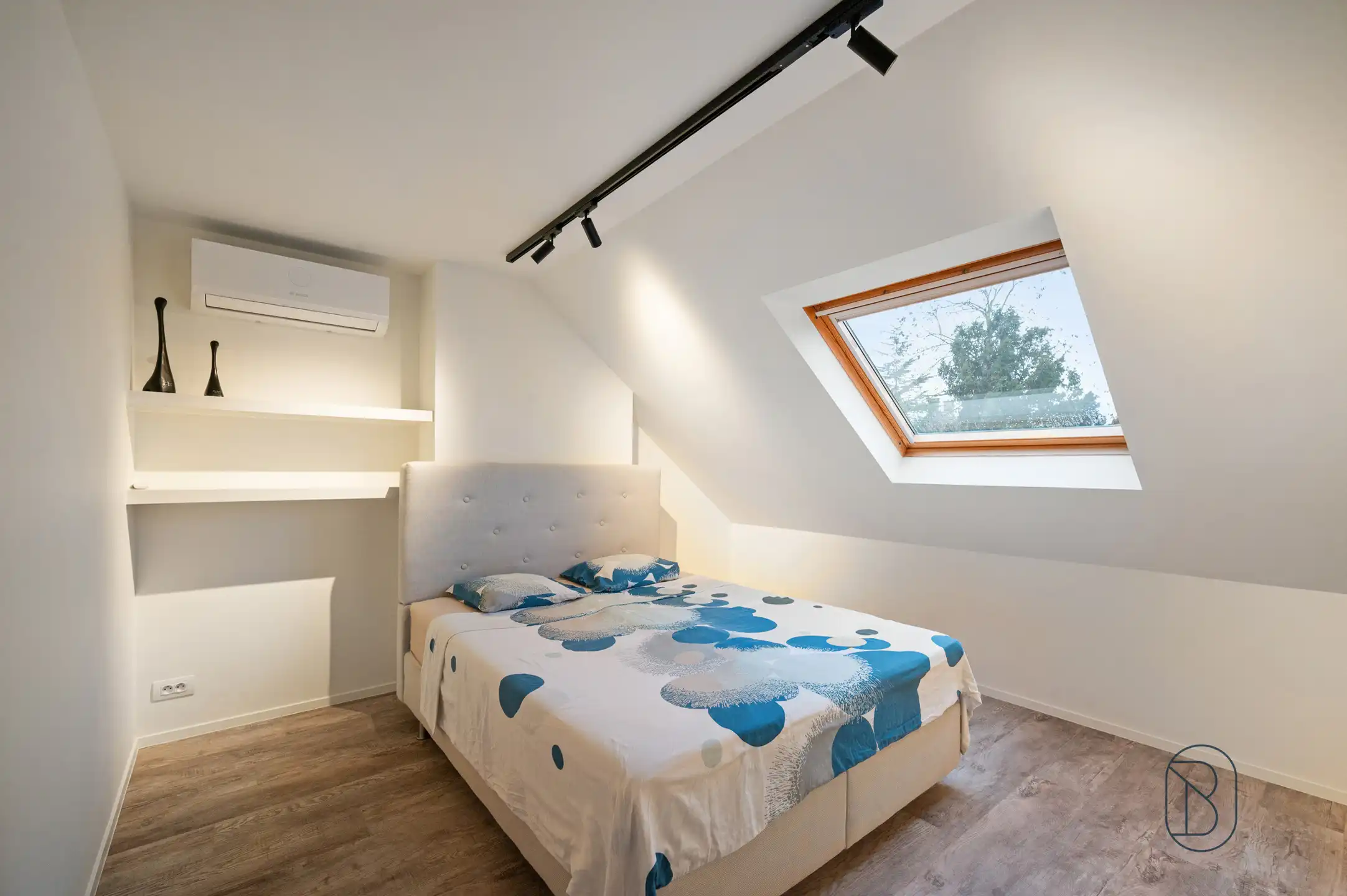 Ruime, instapklare HOB met tuin en multifunctionele garage! foto 13