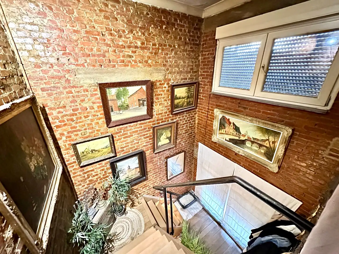 TE KOOP: goed draaiende horecazaak met woonst in centrum Tongeren foto 28