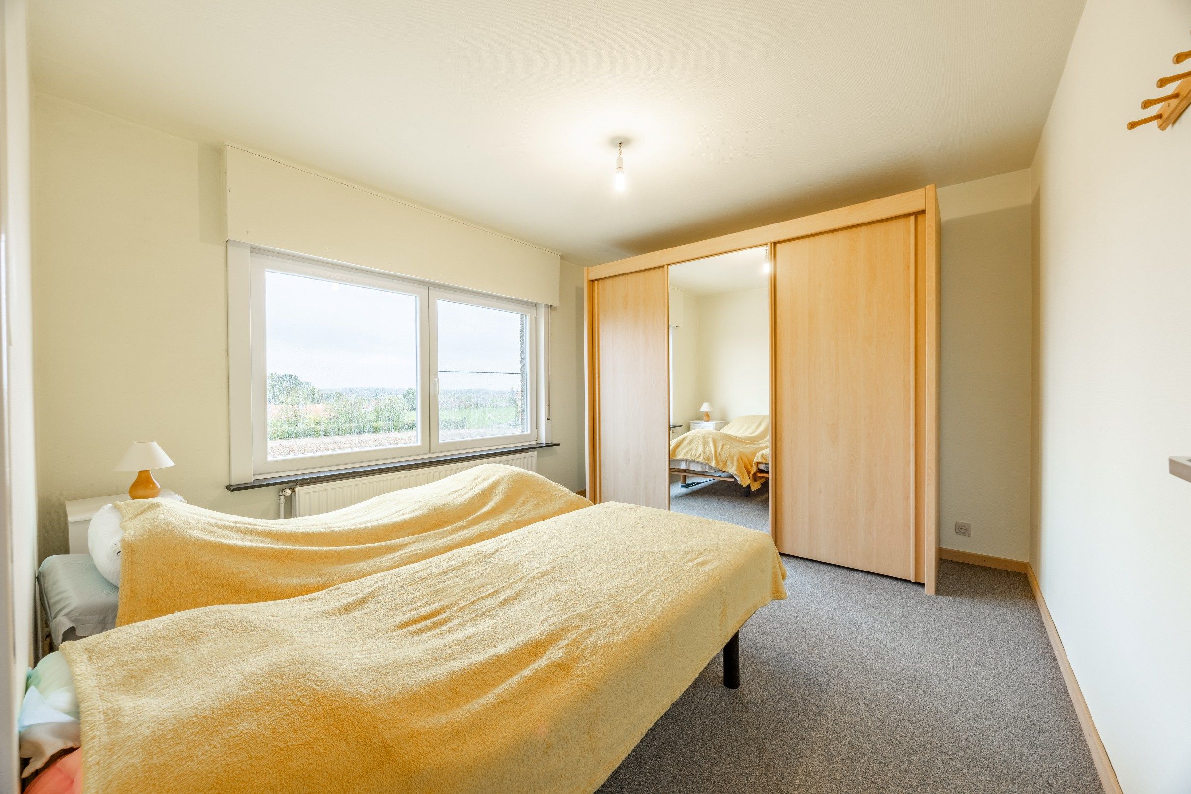 KLOEKE HOB MET DUBBELE GARAGE EN VERZICHT foto 14