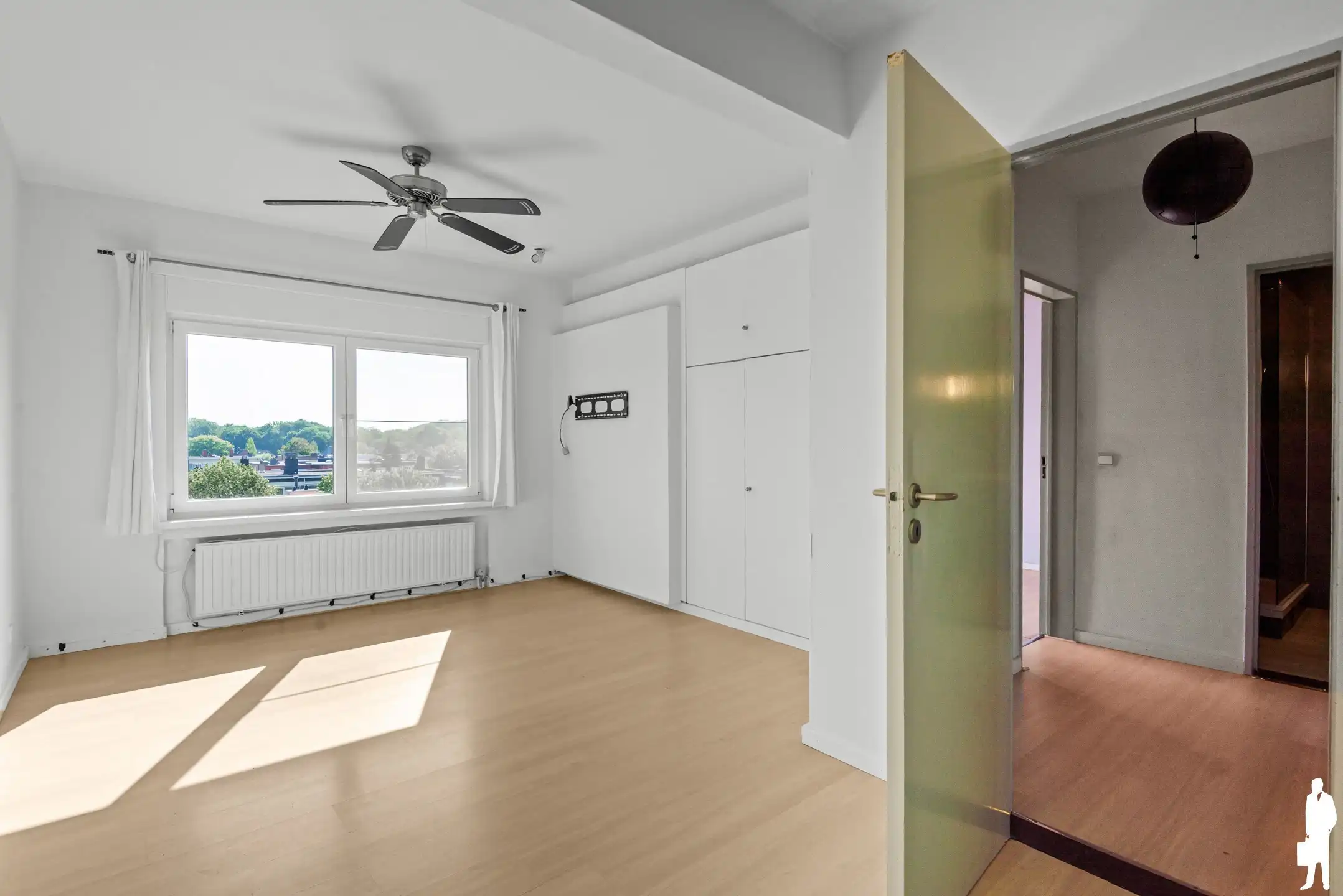 Appartement met 2 slaapkamers in de Neerlandwijk foto 14