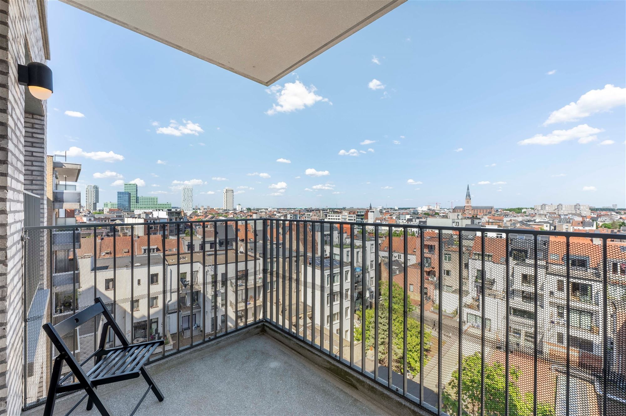 Ruim nieuwbouw appartement met terras foto 11