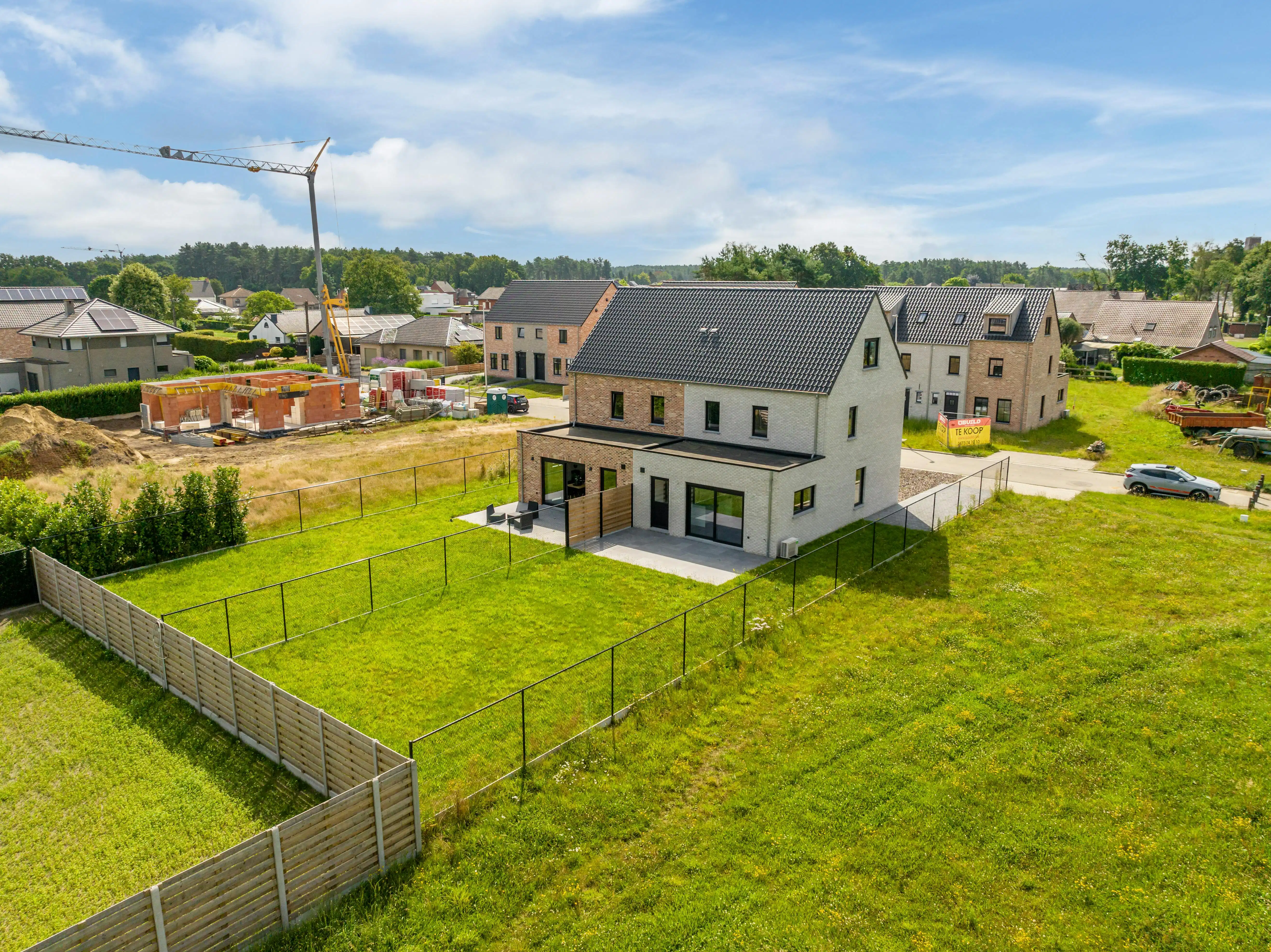Prachtige nieuwbouwwoningen in een doodlopende straat foto 7