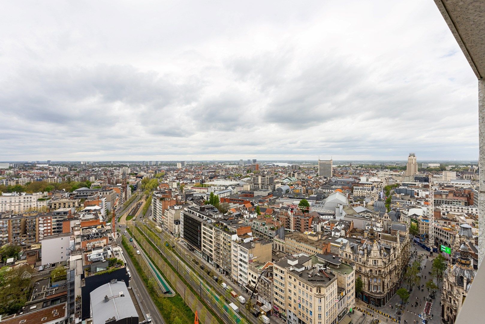 Exclusief wonen in de Antwerp Tower – Luxueus nieuwbouwappartement op de 21ste verdieping foto 9