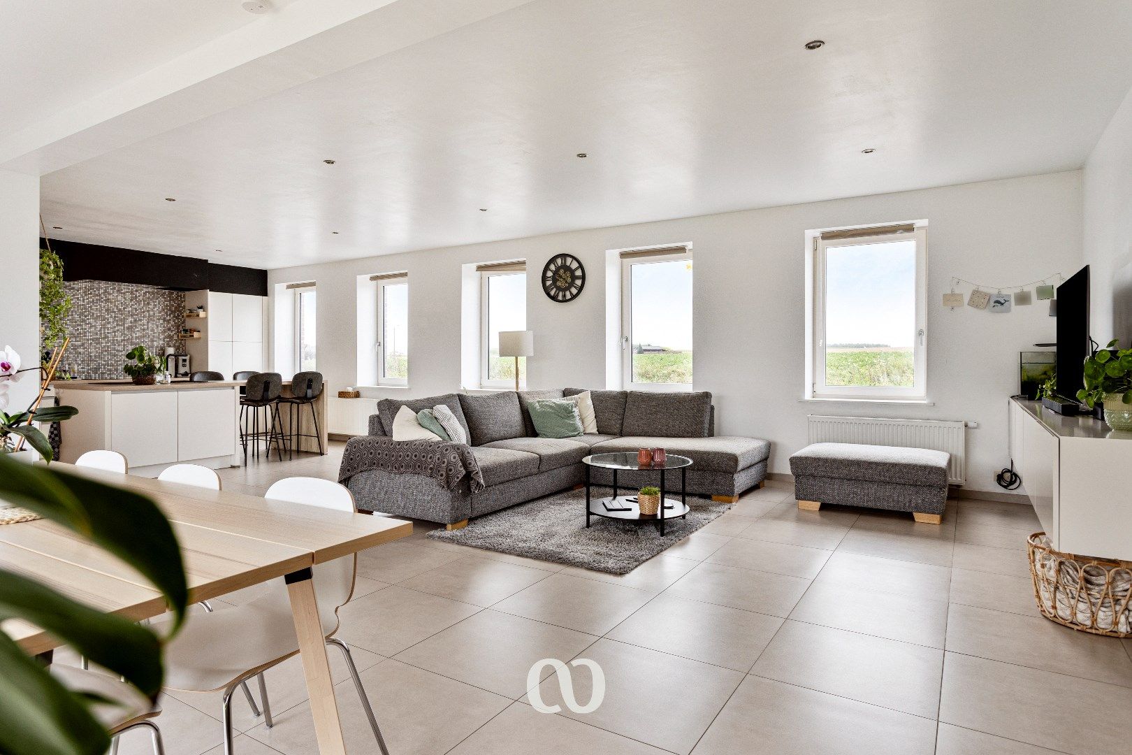 Ruime, gerenoveerde woning op prachtige ligging foto 2