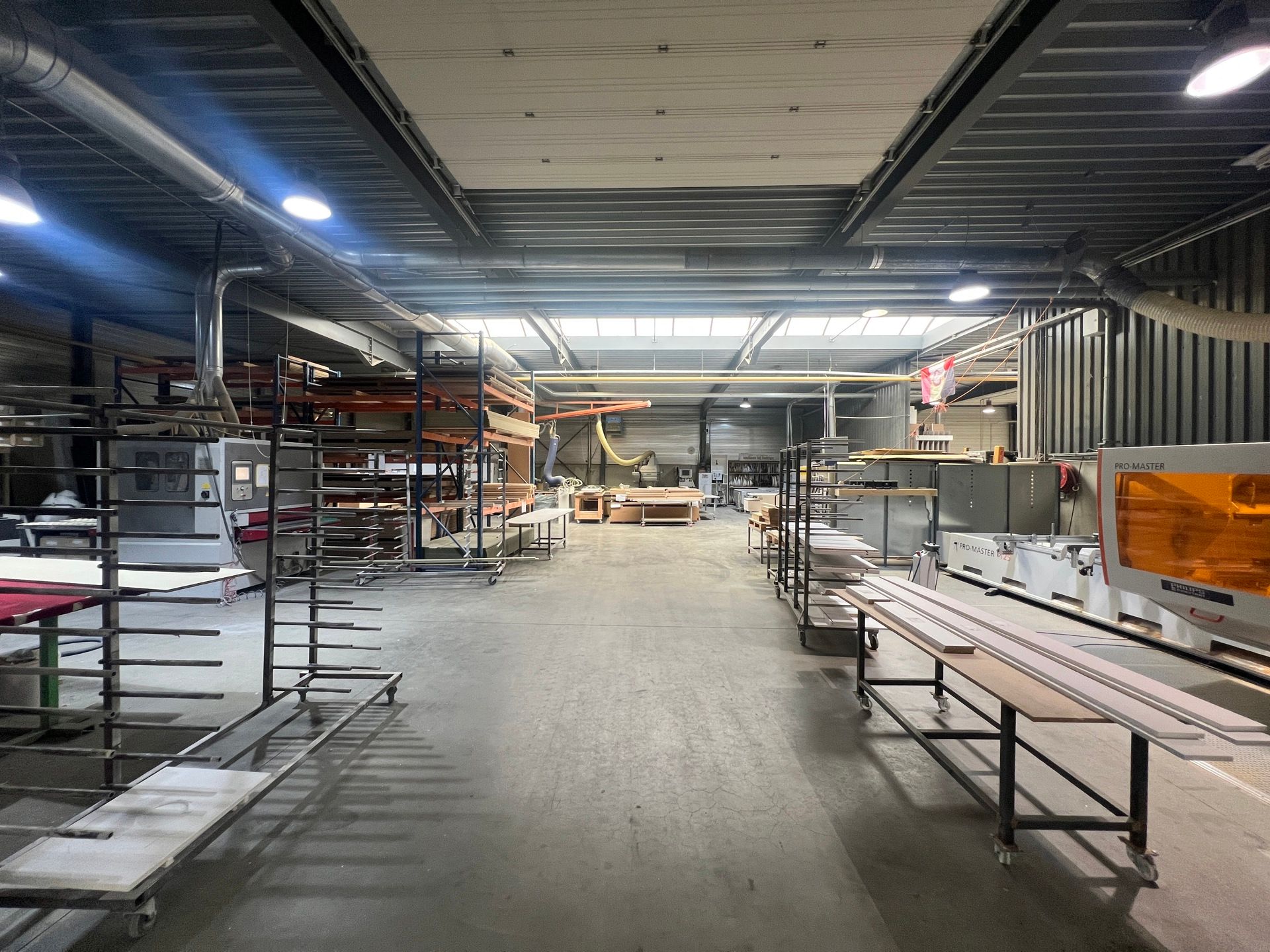 SEMI-INDUSTRIEEL GEBOUW MET APPARTEMENT foto 15