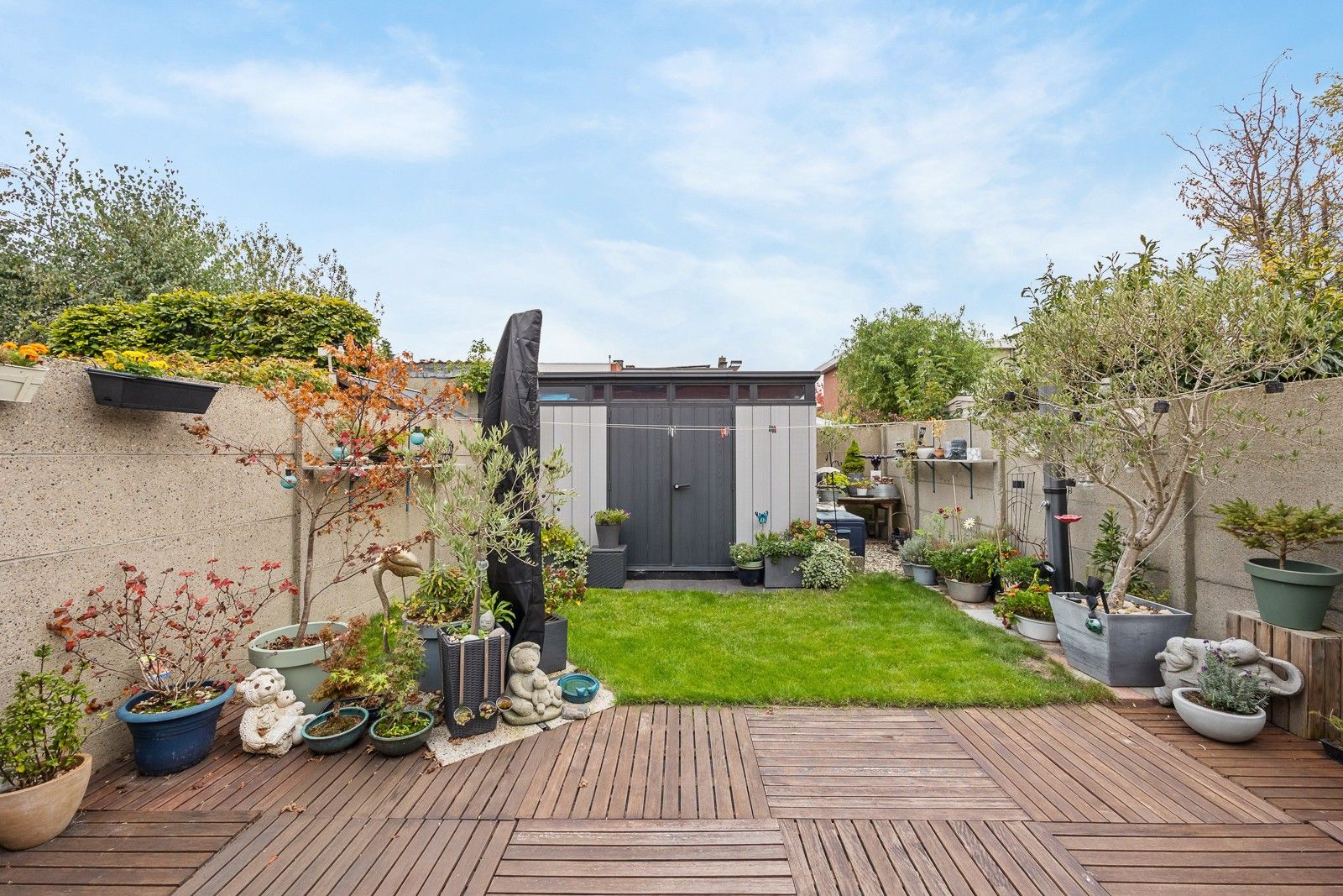 Complete en comfortabele woning met tuin, terras, garage en oprit. foto 11
