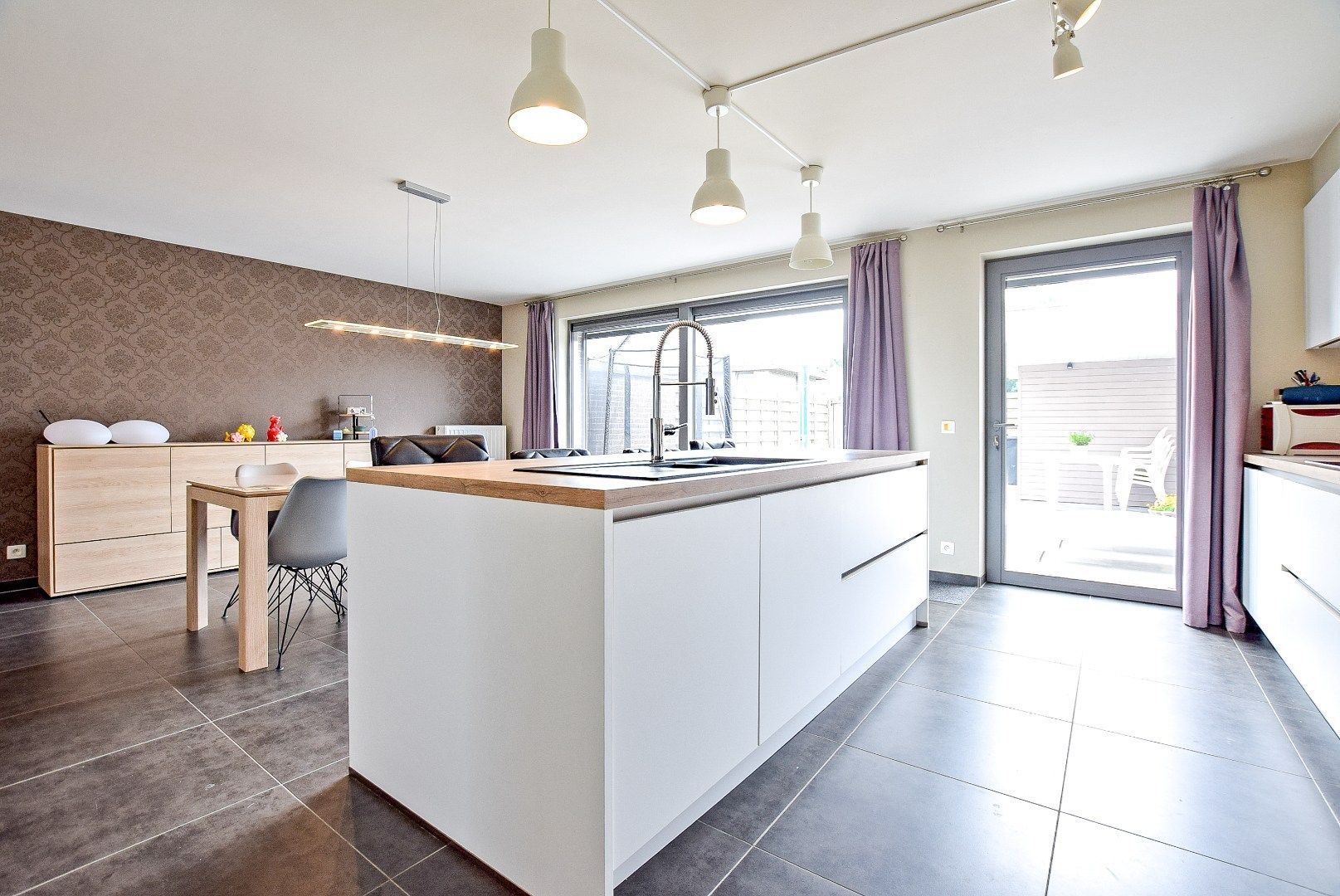  Instapklare energiezuinige woning met 3 slaapkamers te Vleteren.  foto 4