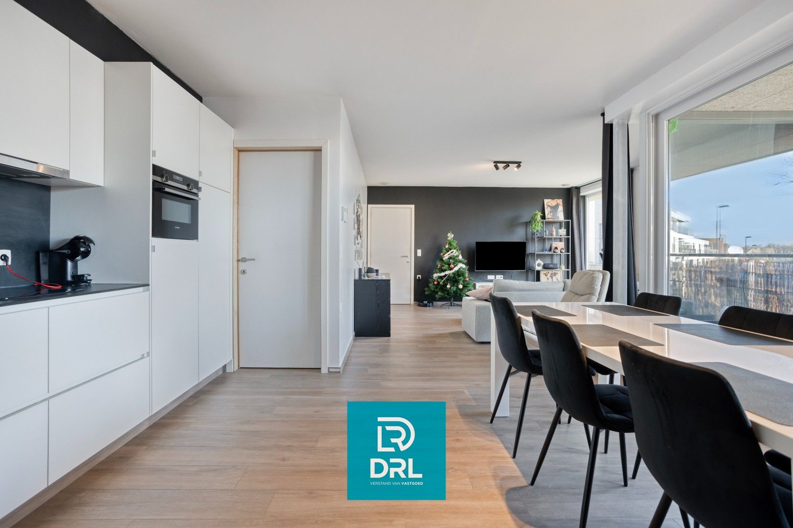 Instapklaar gelijkvloersappartement in rustige residentie foto 3