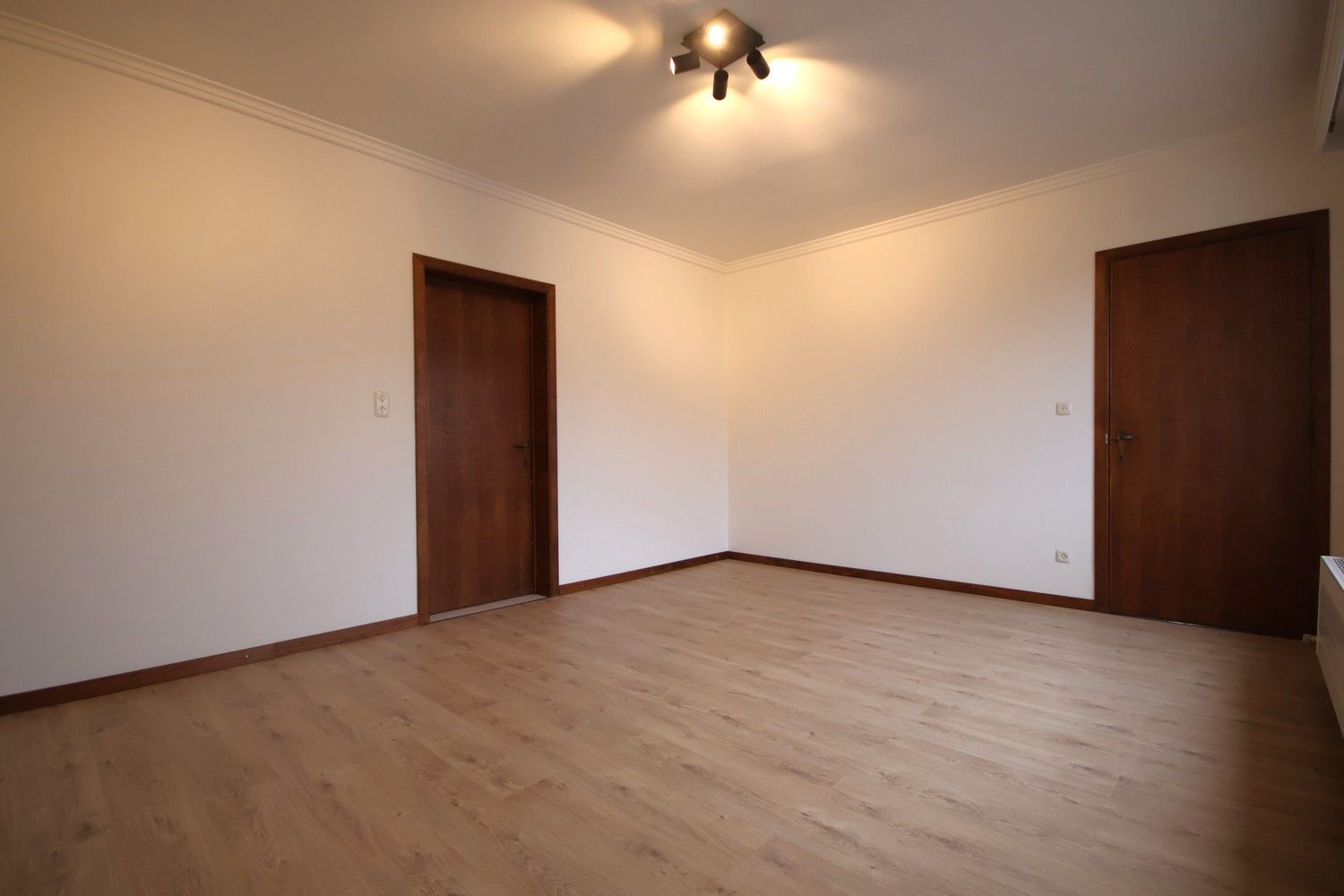 Ruime woning met 3 slaapkamers en tuin midden in het centrum foto 5