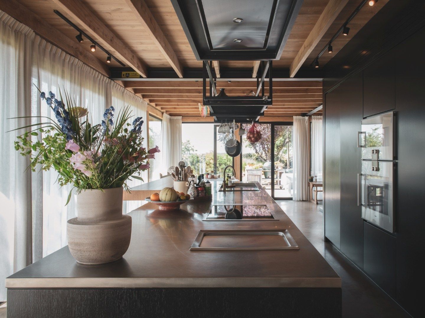 Riante gezinsvilla met gastenverblijf op een toplocatie te Cadzand  foto 6