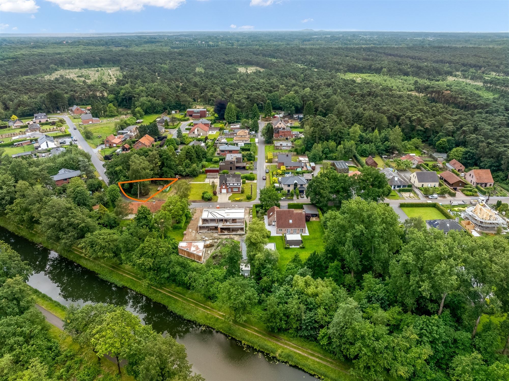 ZUIDGERICHTE BOUWGROND OB VAN 687M2 VLAKBIJ NATUURGEBIED foto 9
