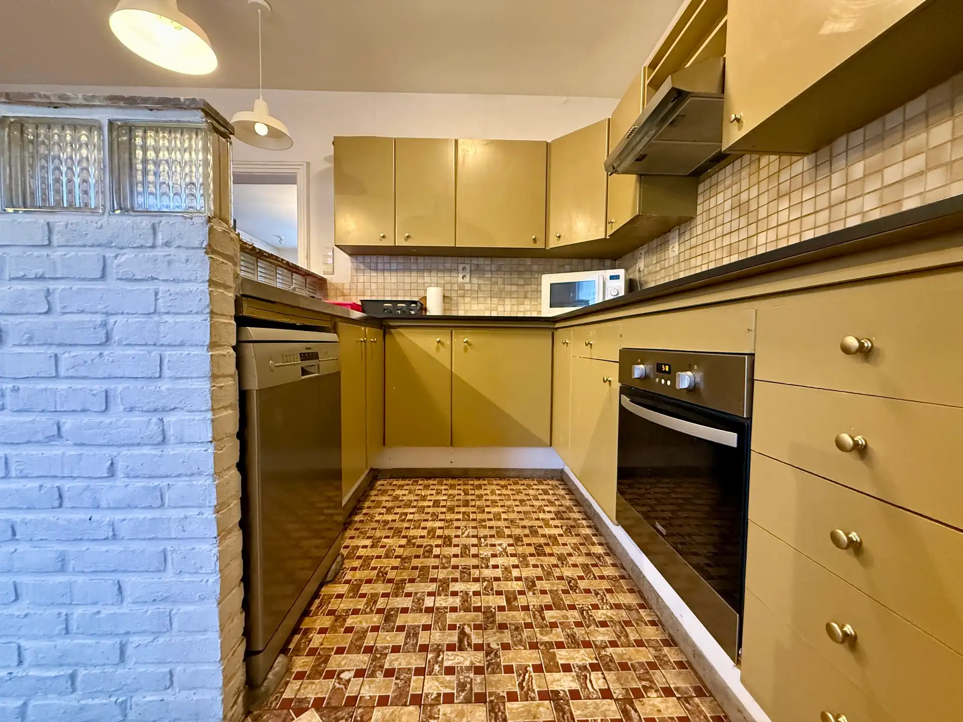 Ruime woning op uitstekende ligging foto 6