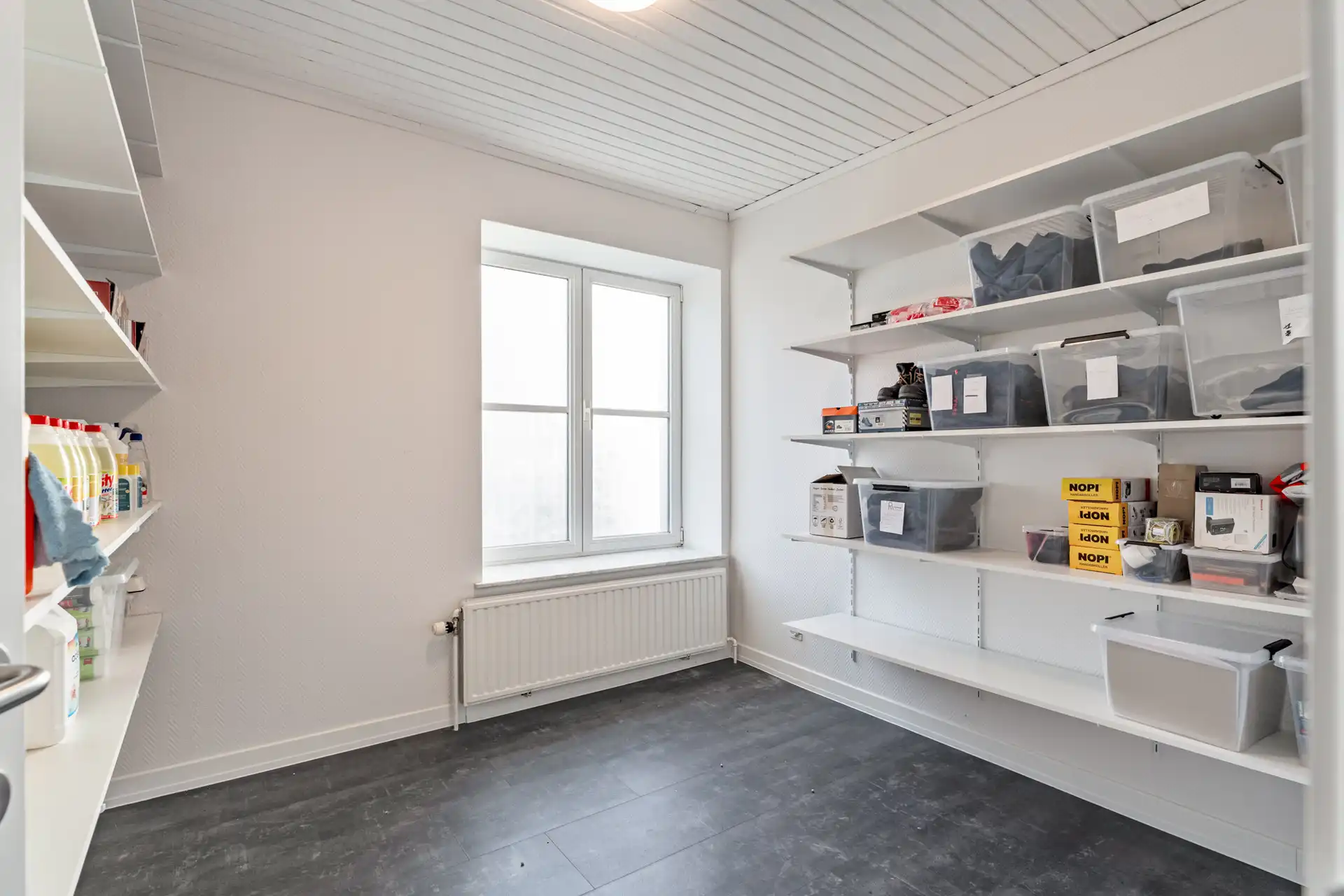 GUNSTIG GELEGEN PRAKTIJKRUIMTE TE BILZEN. foto 9