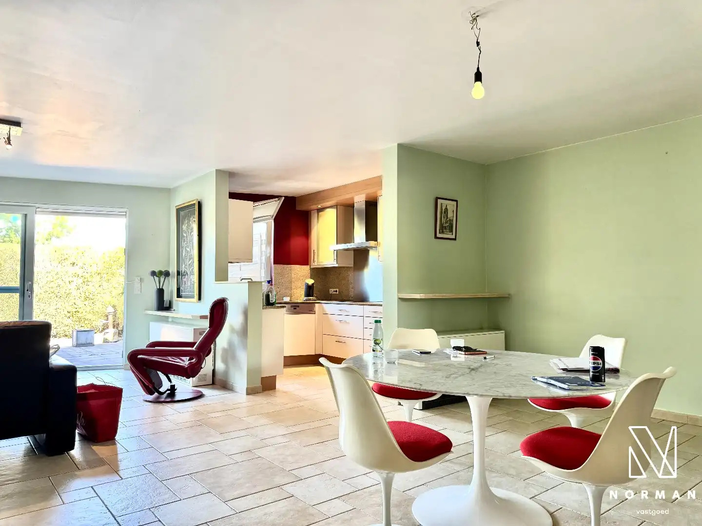 Gelijkvloers 2-slaapkamer appartement met tuin en garage te koop in Leupegem! foto 17