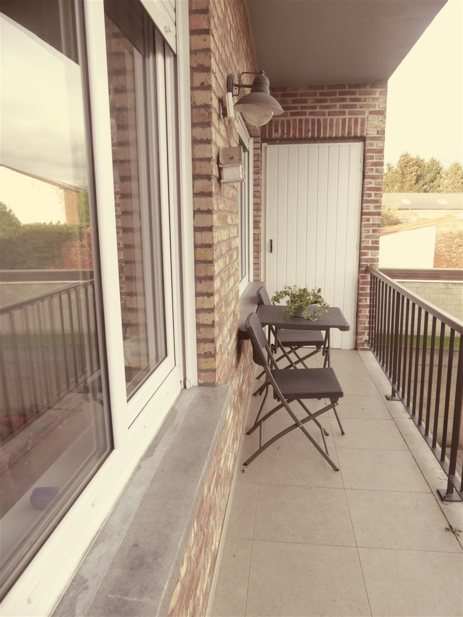Ruim en instapklaar appartement nabij het centrum! foto 11