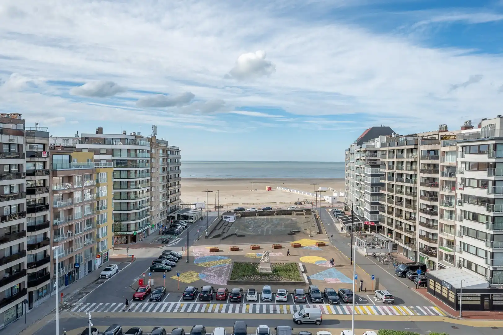 Heldentoren - Duplex genietend van een panoramisch zicht op de kust foto 5