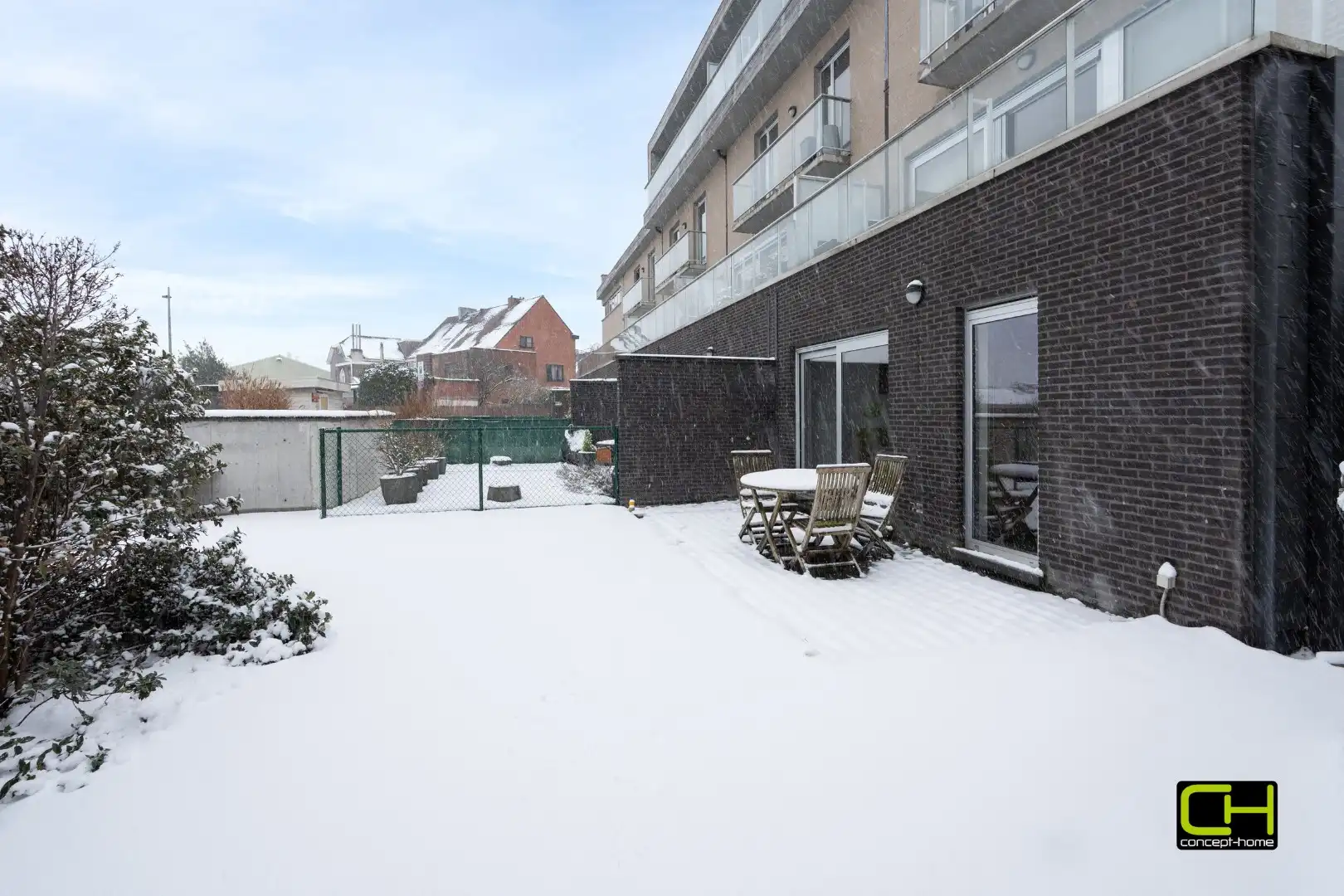 Instapklaar gelijkvloers appartement met tuin in Sint-Amandsberg foto 14