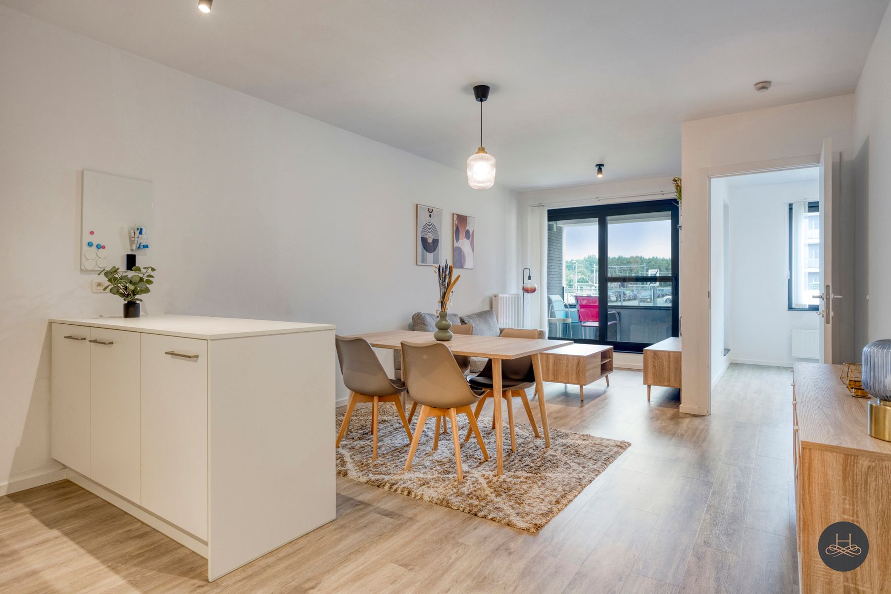 Lichtrijk, gezellig appartement met zeer goede verbindingen foto 4
